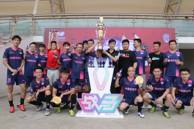 欧冠-哈弗茨世界波 切尔西2-1夺3连胜提前出线